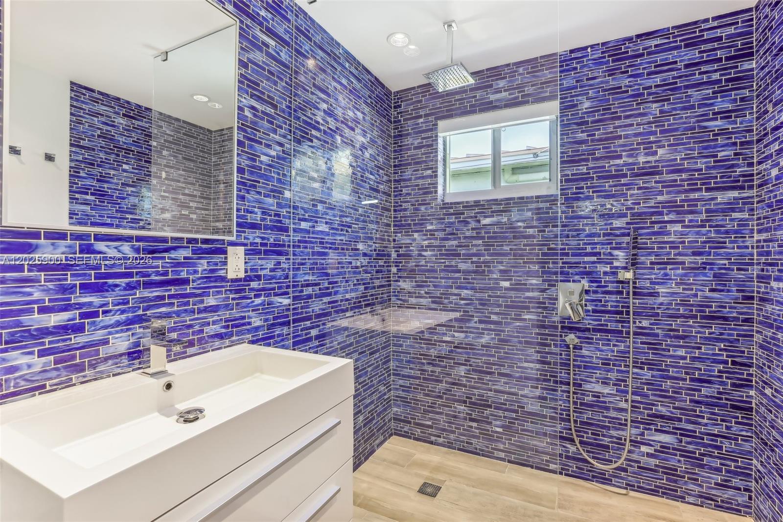 1231 Stillwater Dr Miami Beach, FL 33141