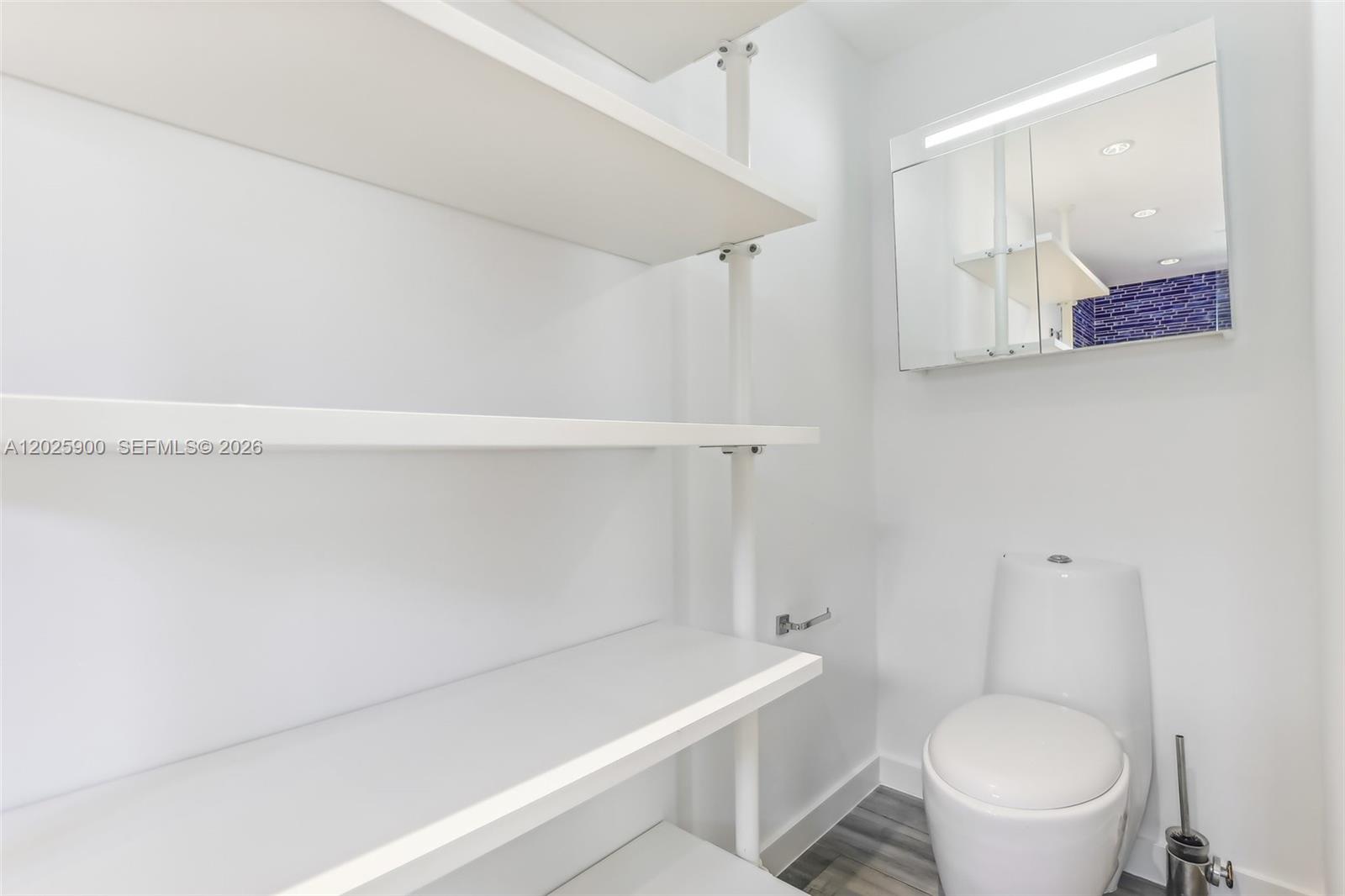 1231 Stillwater Dr Miami Beach, FL 33141