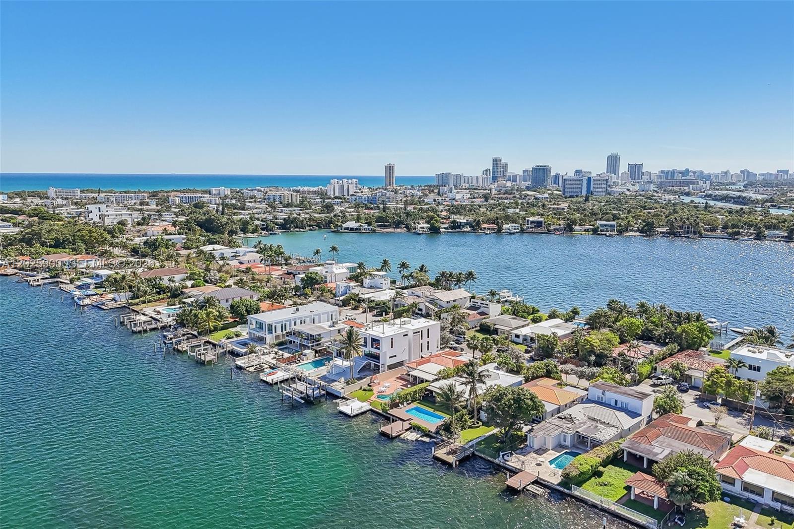 1231 Stillwater Dr Miami Beach, FL 33141