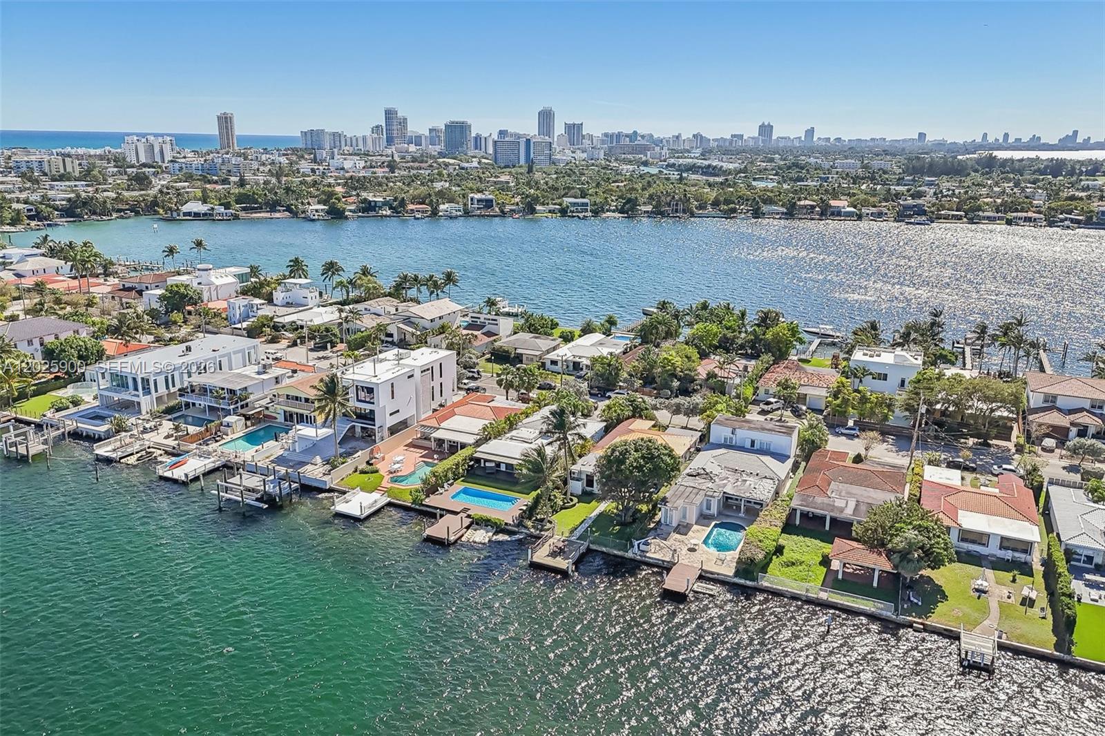 1231 Stillwater Dr Miami Beach, FL 33141