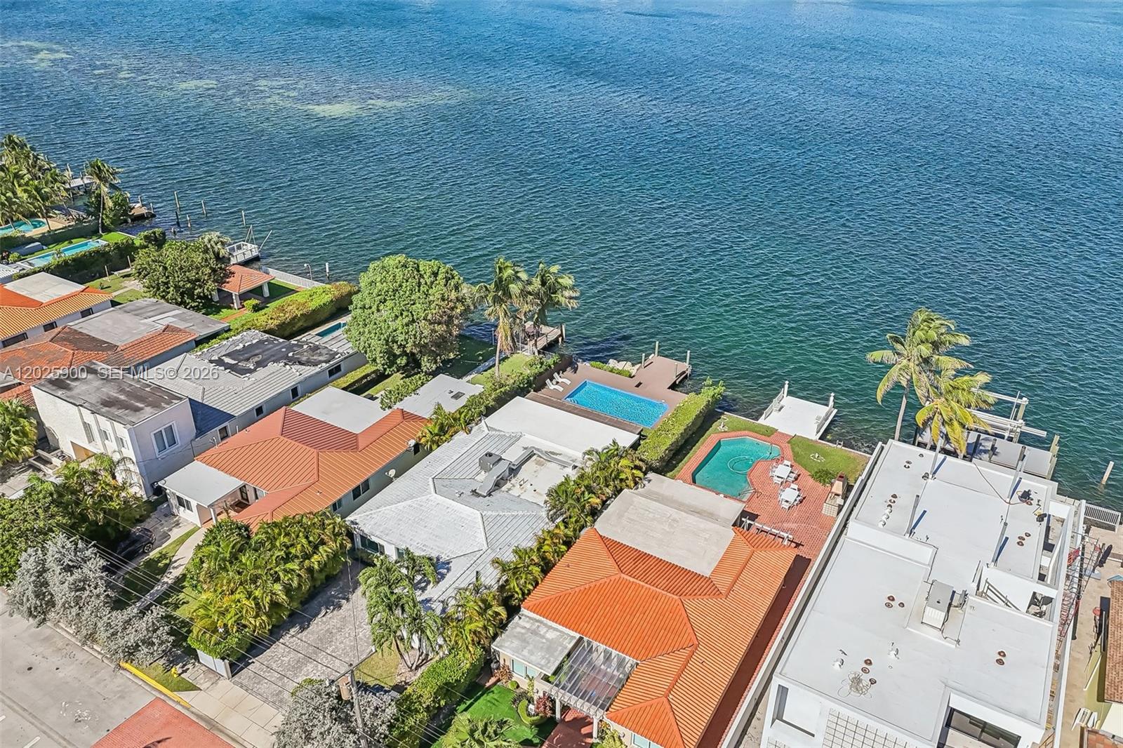 1231 Stillwater Dr Miami Beach, FL 33141