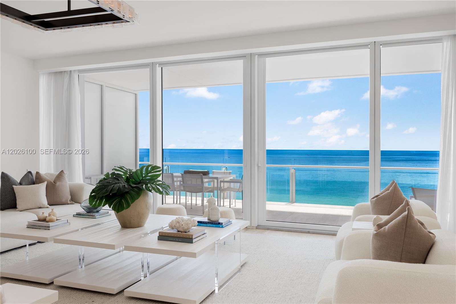image The Surf Club Four Seasons0