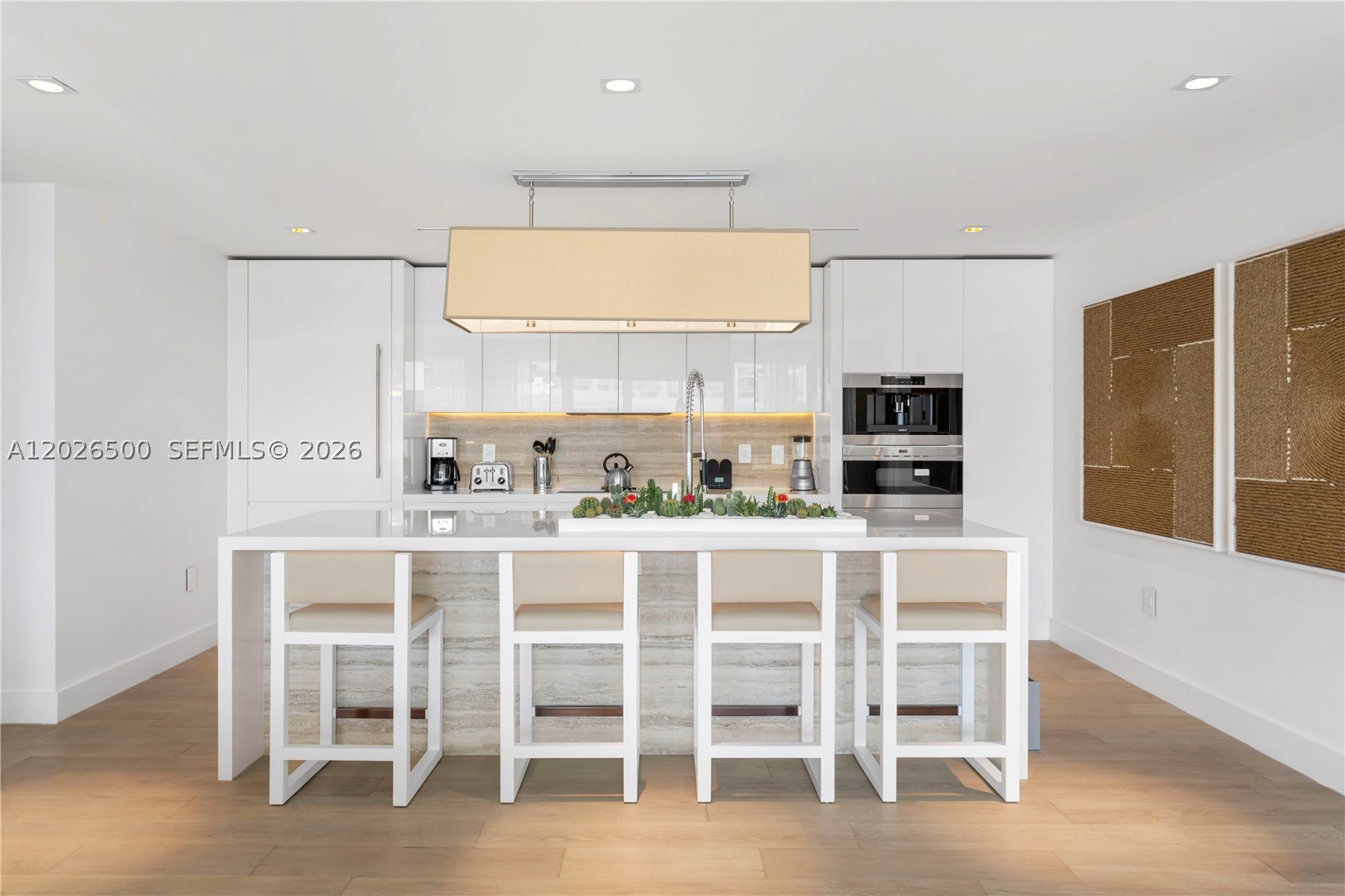 102 24th St #PH-1706 Miami Beach, FL 33139