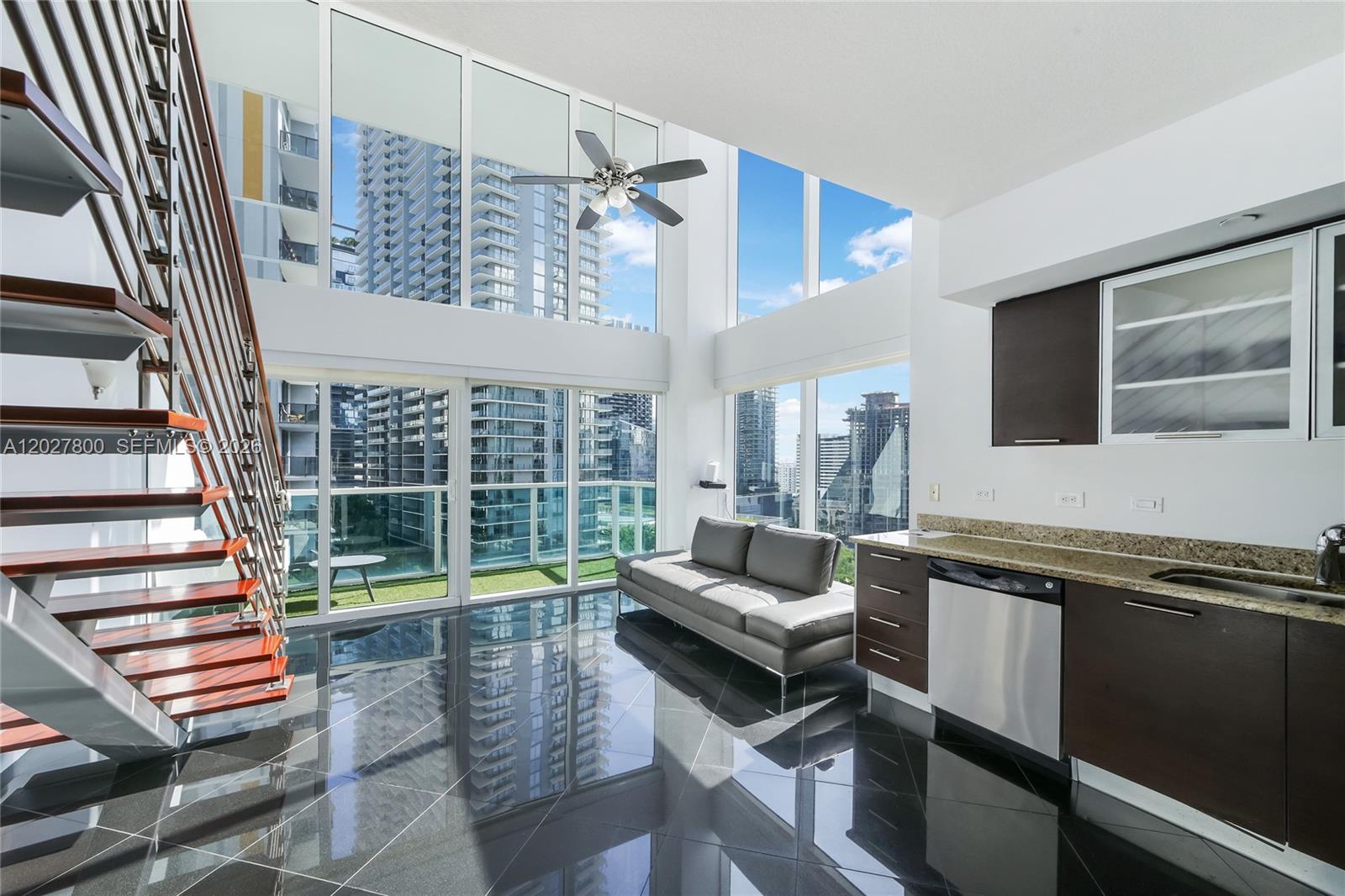 41 SE 5th St #1116 Miami, FL 33131
