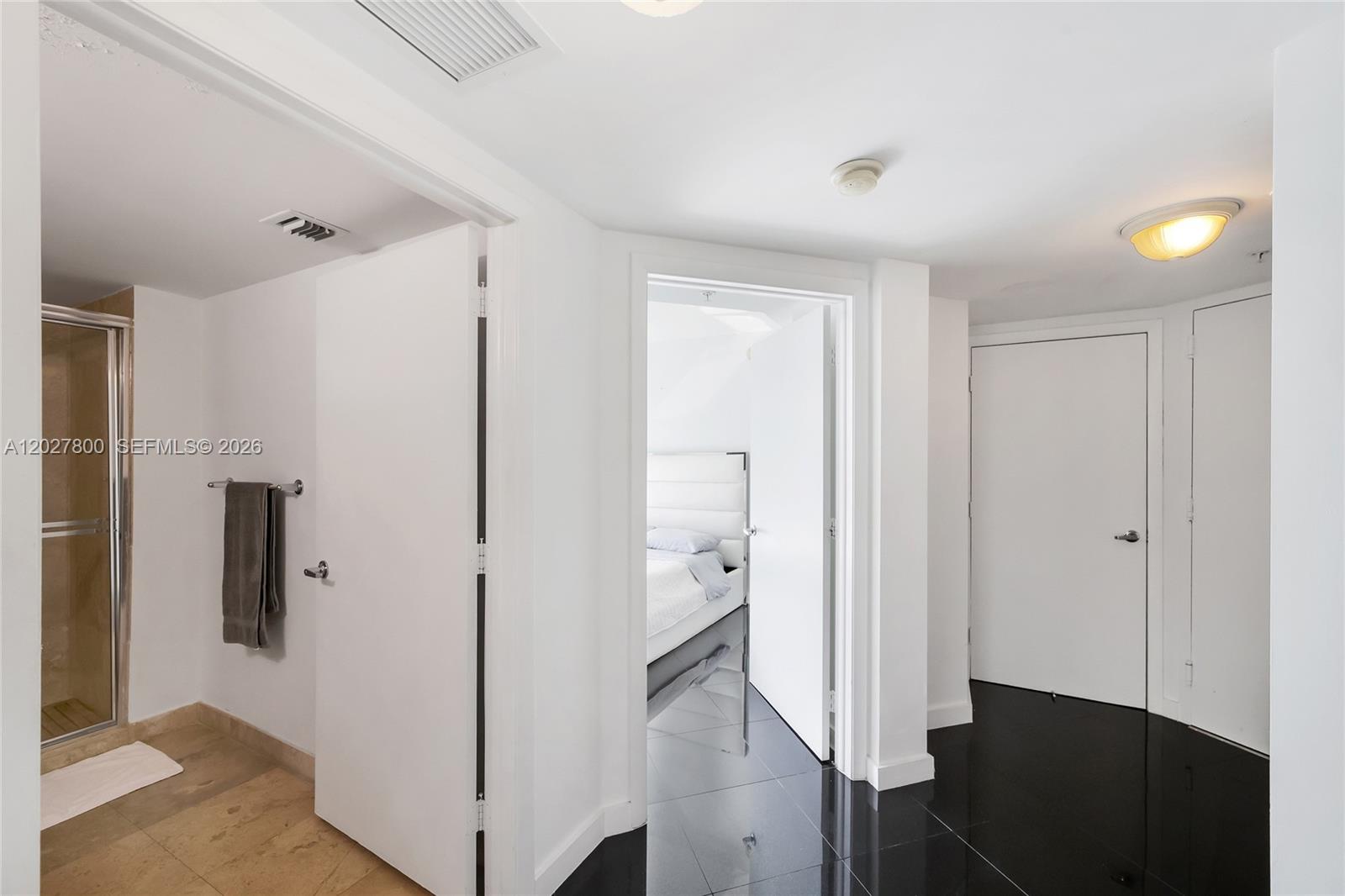 41 SE 5th St #1116 Miami, FL 33131