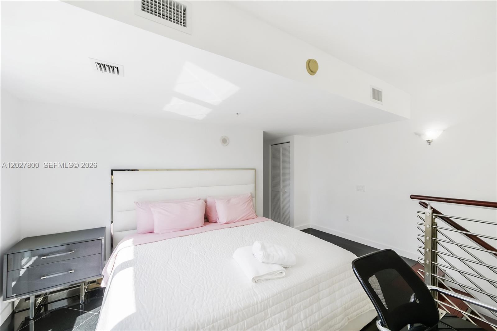 41 SE 5th St #1116 Miami, FL 33131