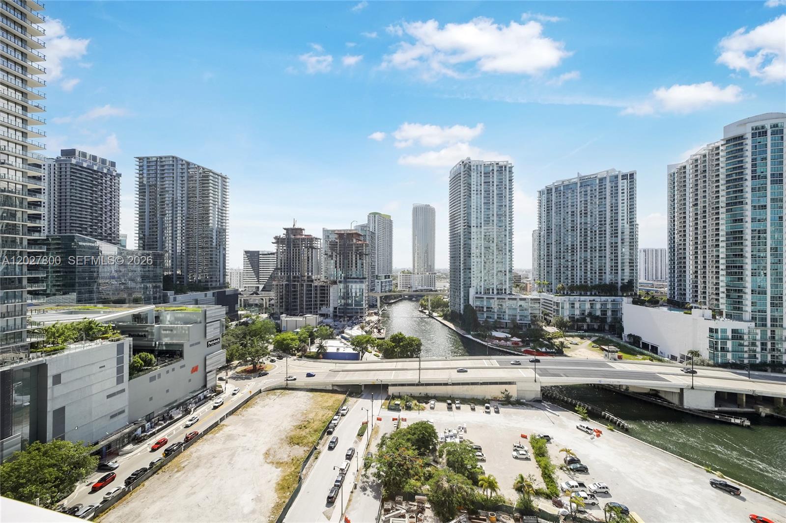 41 SE 5th St #1116 Miami, FL 33131
