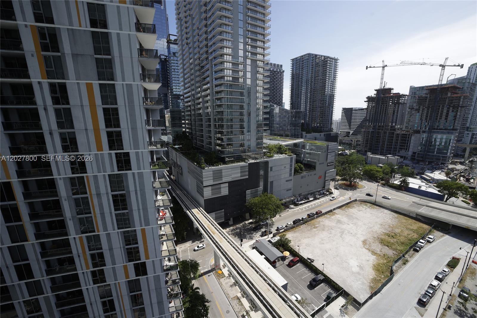 41 SE 5th St #1116 Miami, FL 33131
