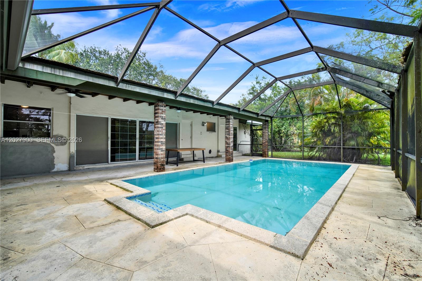6980 SW 104th St Pinecrest, FL 33156