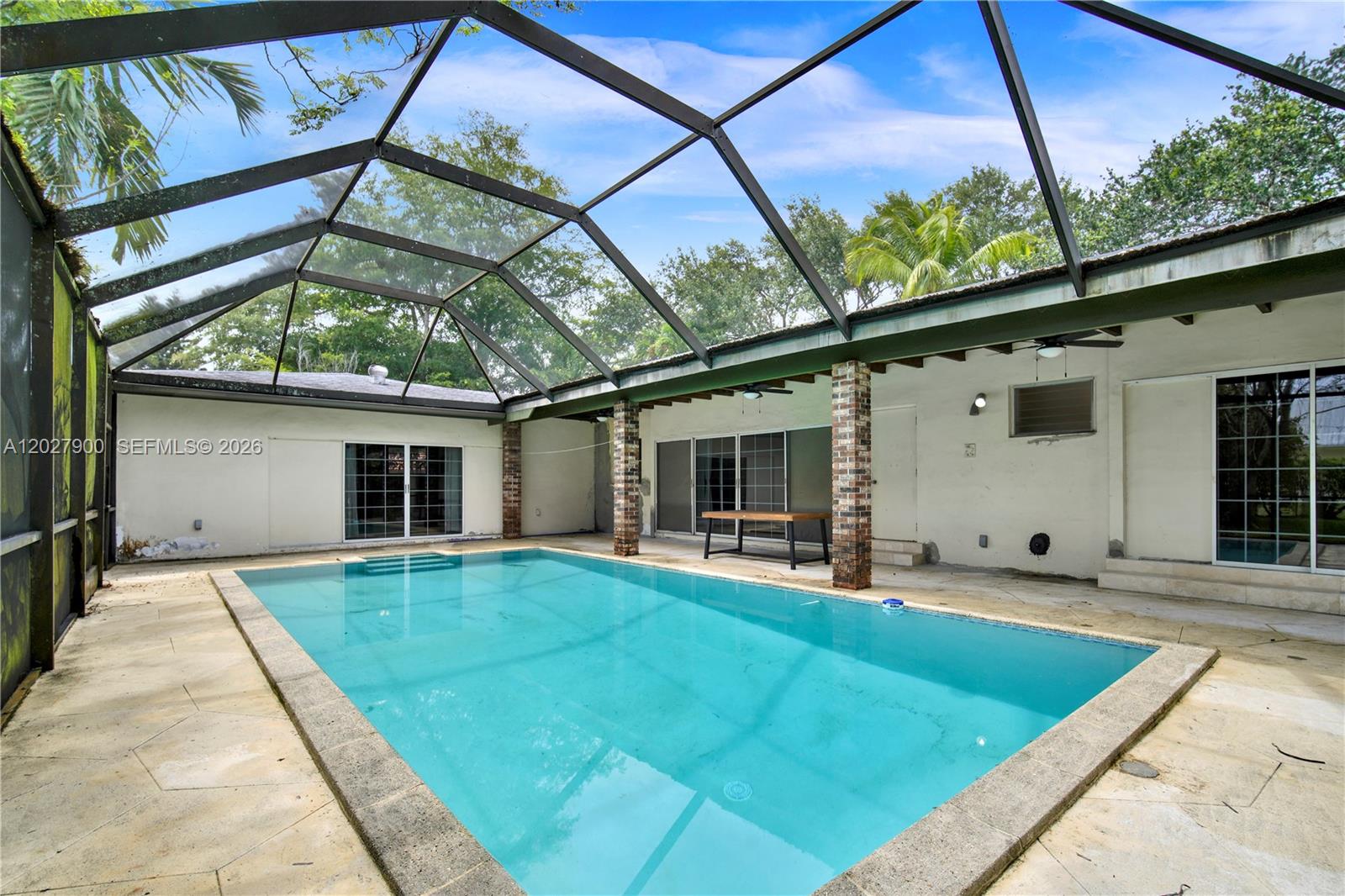6980 SW 104th St Pinecrest, FL 33156
