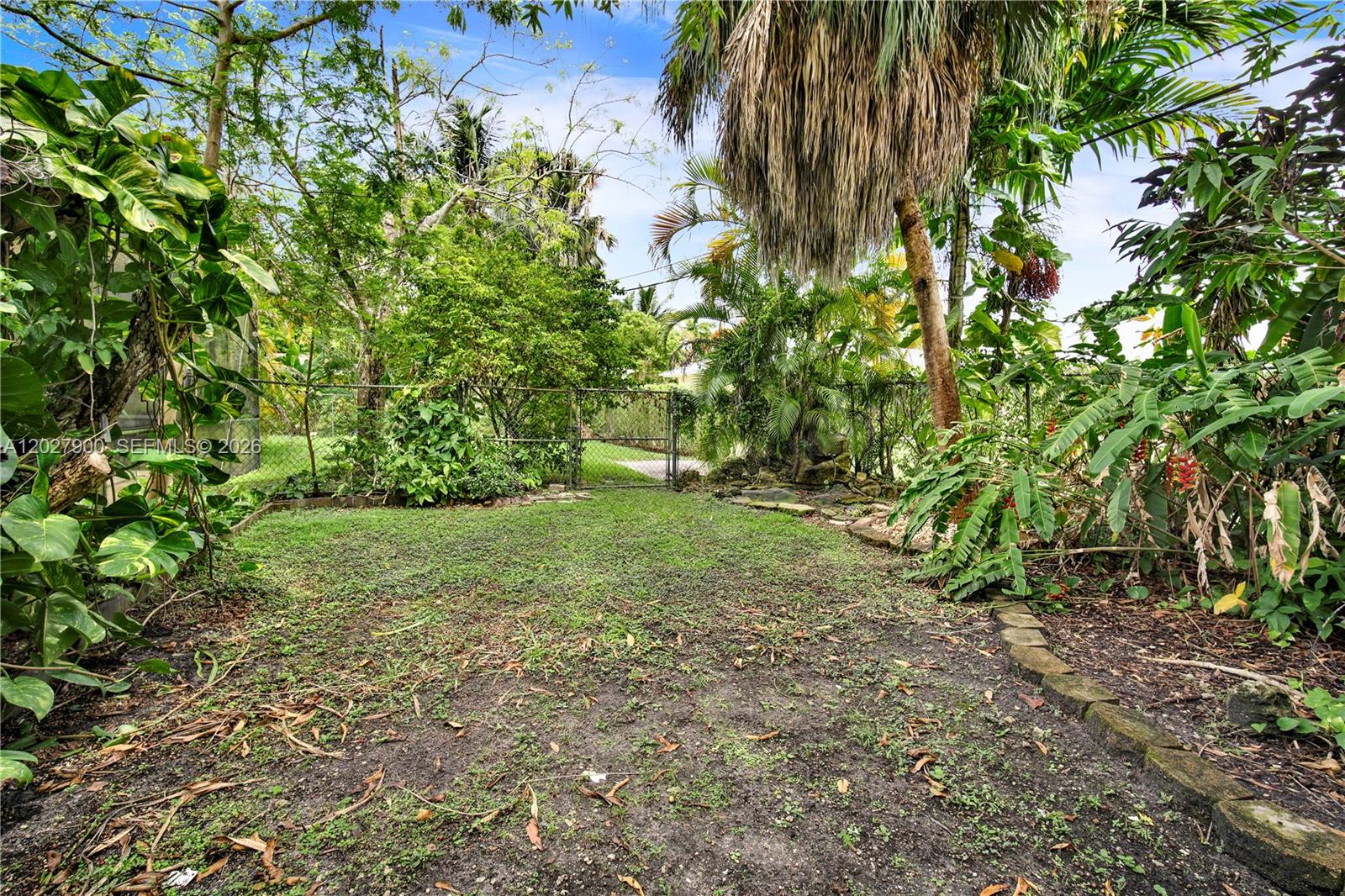 6980 SW 104th St Pinecrest, FL 33156