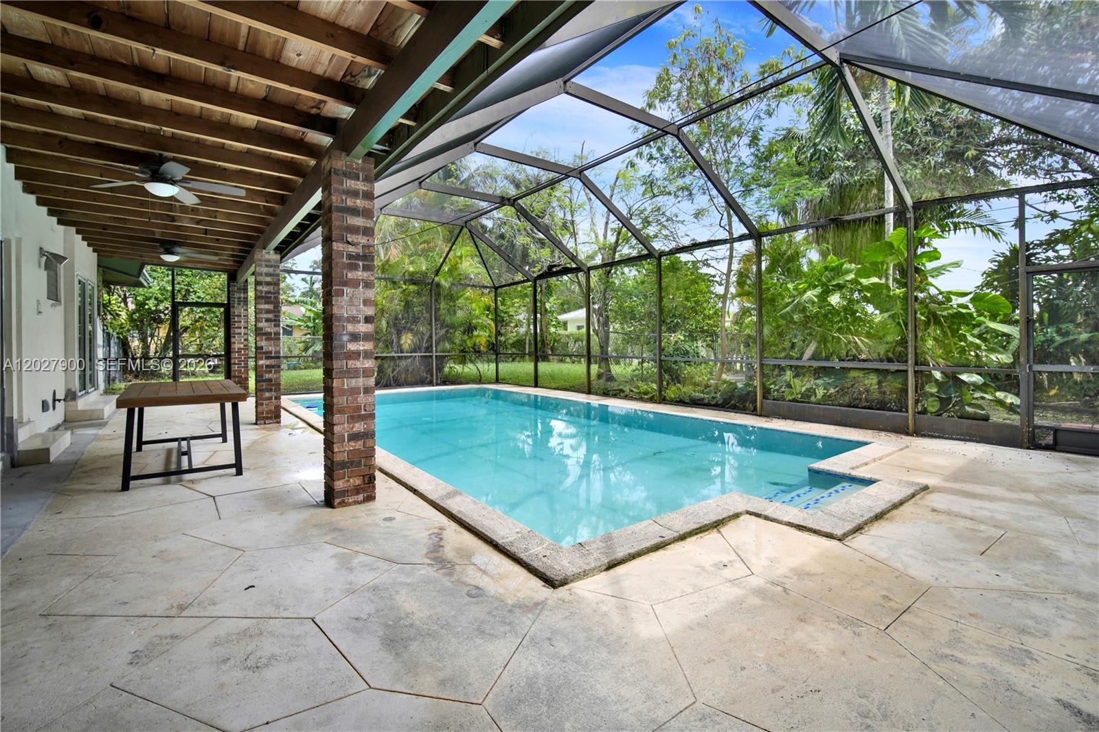 6980 SW 104th St Pinecrest, FL 33156