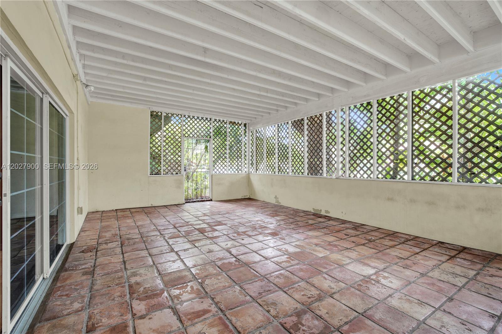 6980 SW 104th St Pinecrest, FL 33156