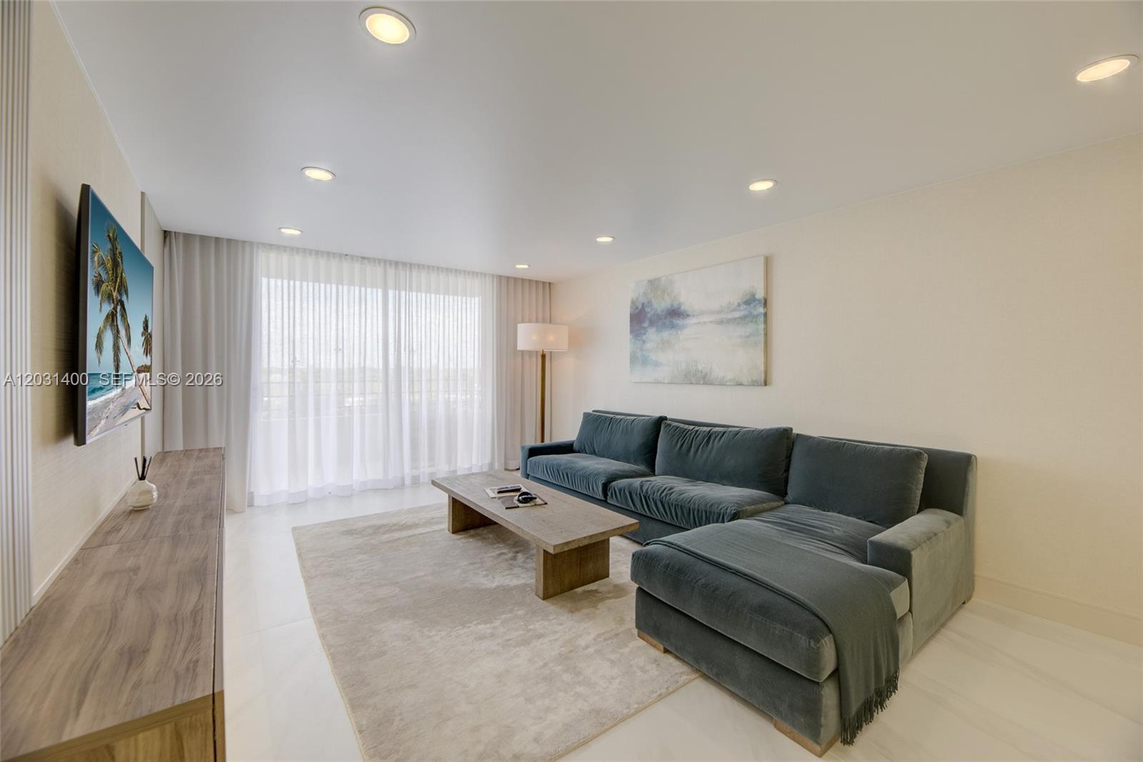 600 Three Iss Blvd #403 Hallandale Beach, FL 33009