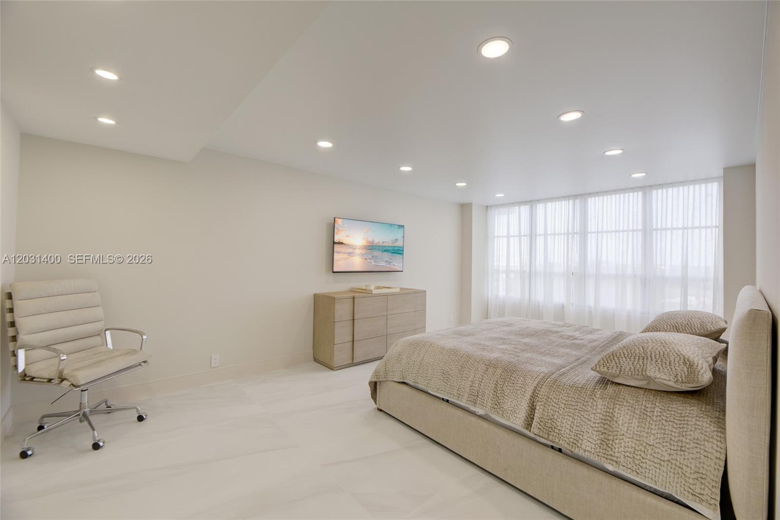 600 Three Iss Blvd #403 Hallandale Beach, FL 33009