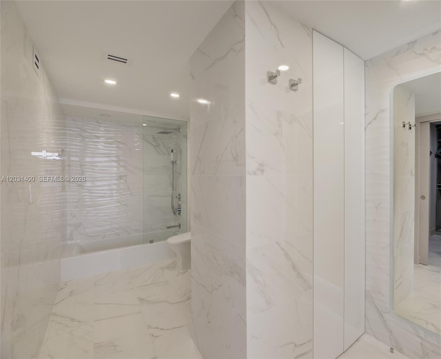 600 Three Iss Blvd #403 Hallandale Beach, FL 33009