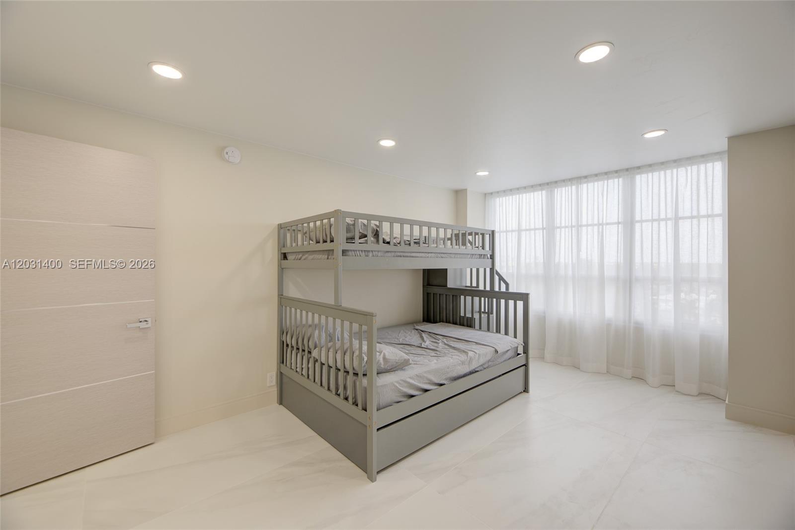 600 Three Iss Blvd #403 Hallandale Beach, FL 33009