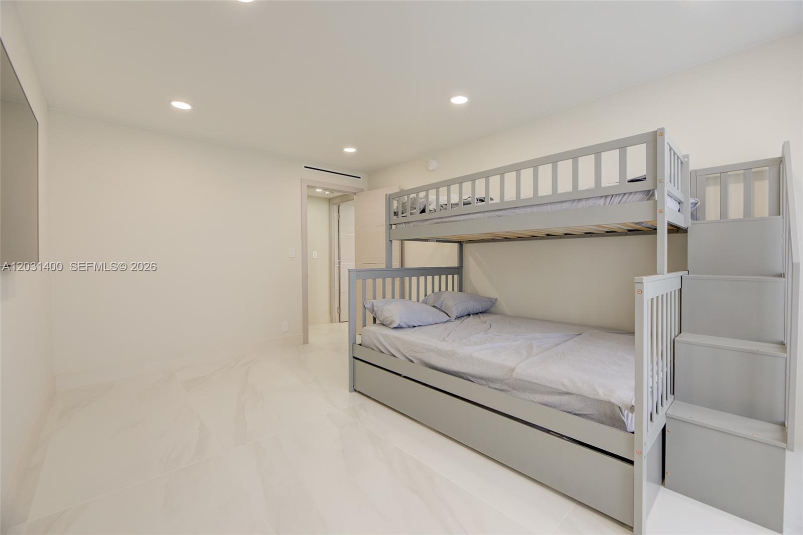 600 Three Iss Blvd #403 Hallandale Beach, FL 33009