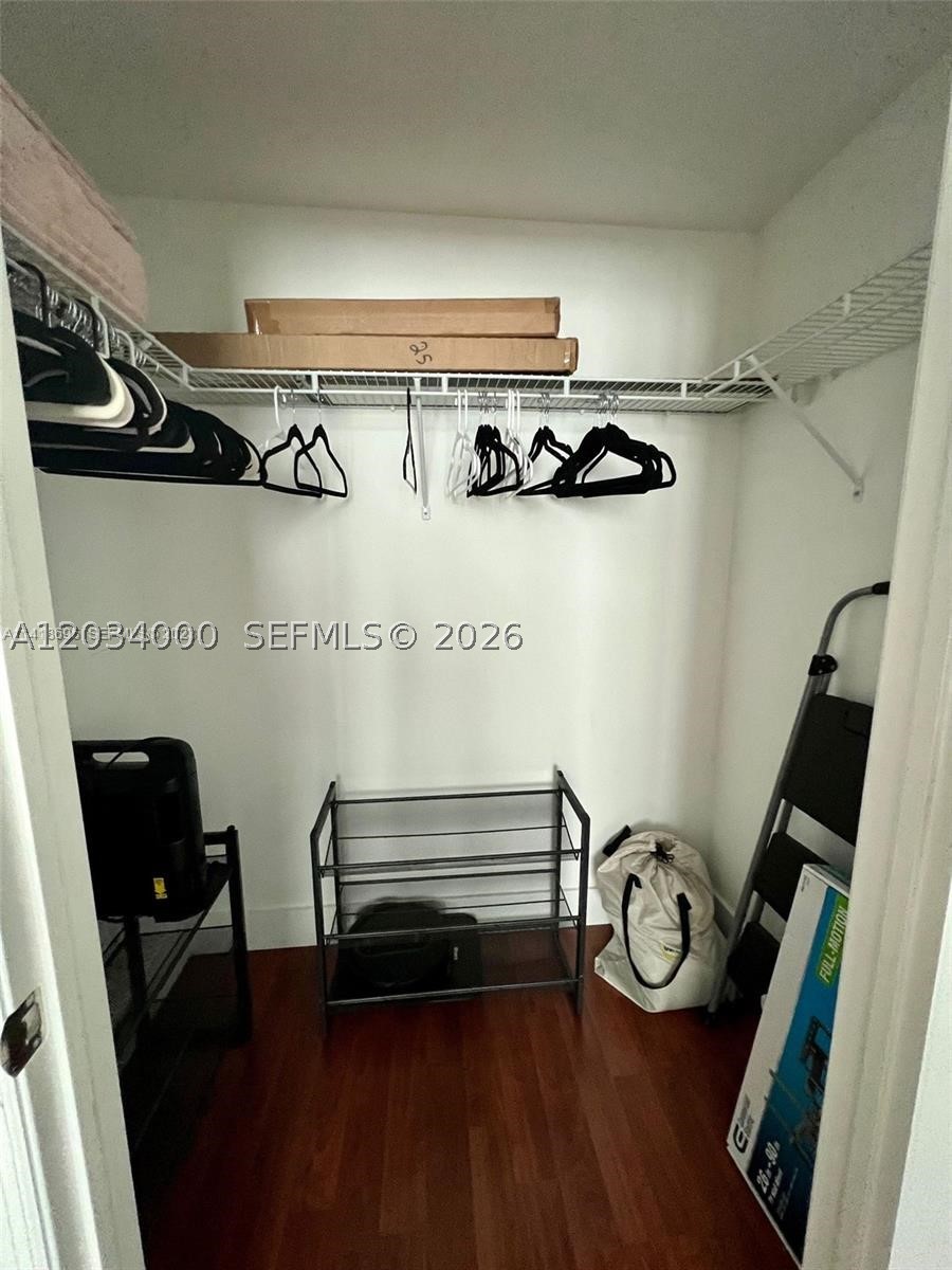 image 500 Brickell East20