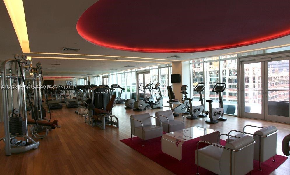 image 500 Brickell East25