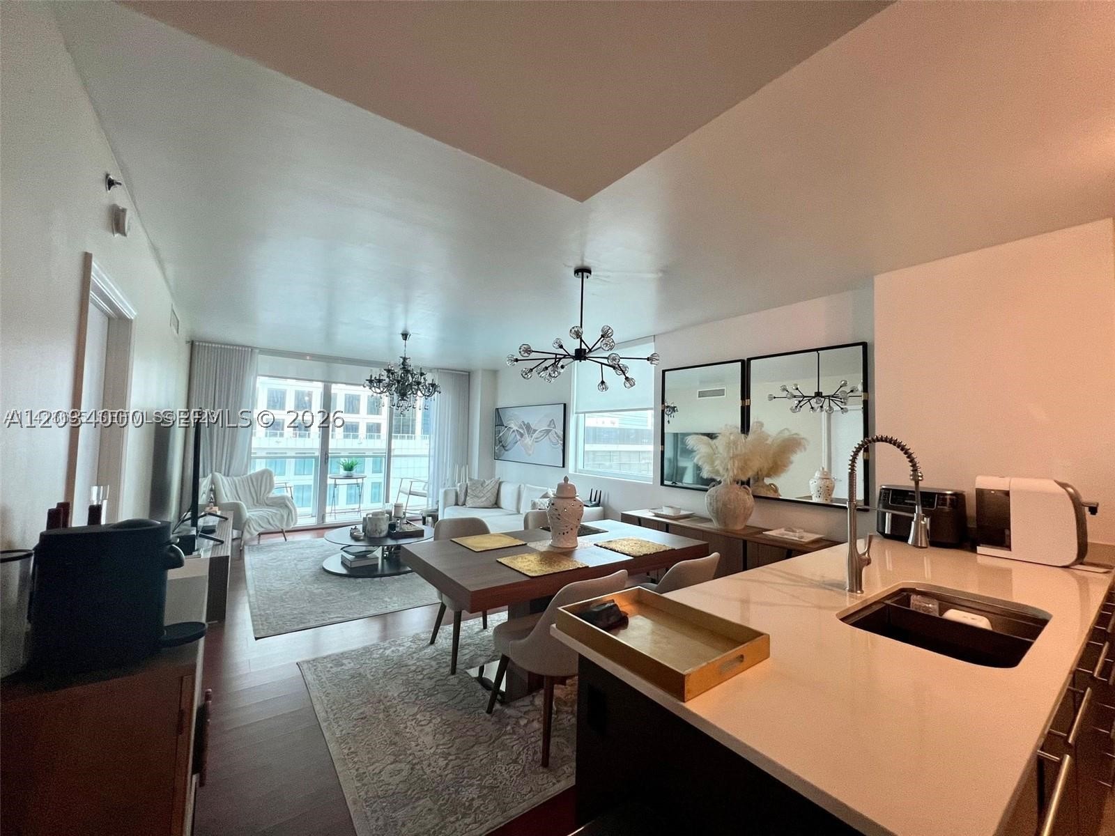 image 500 Brickell East2