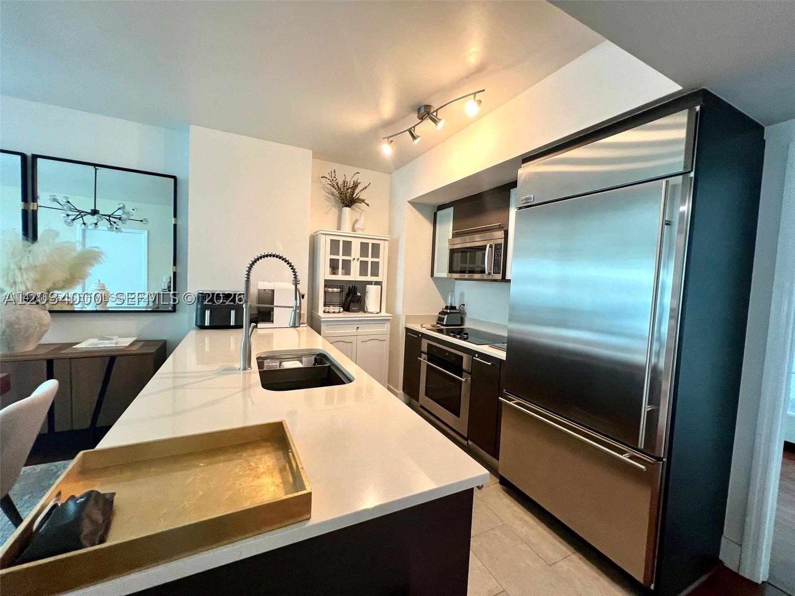 image 500 Brickell East3