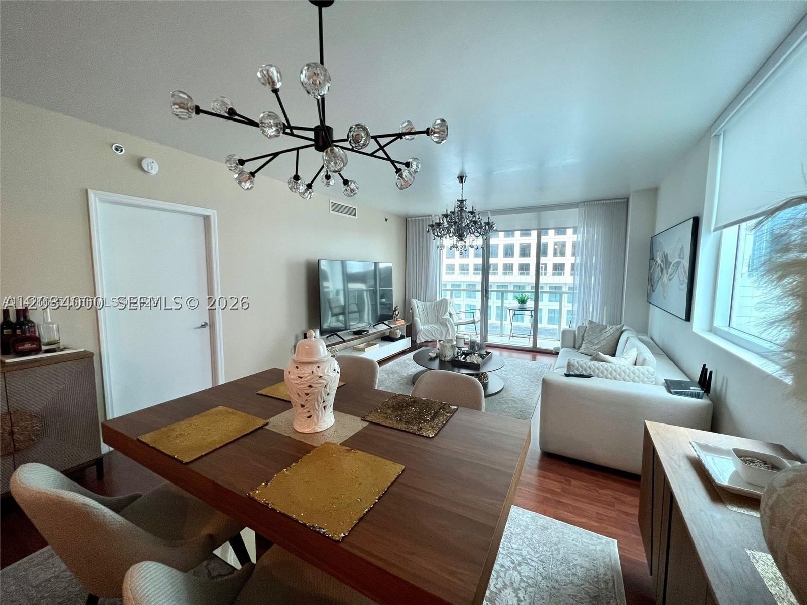 image 500 Brickell East6