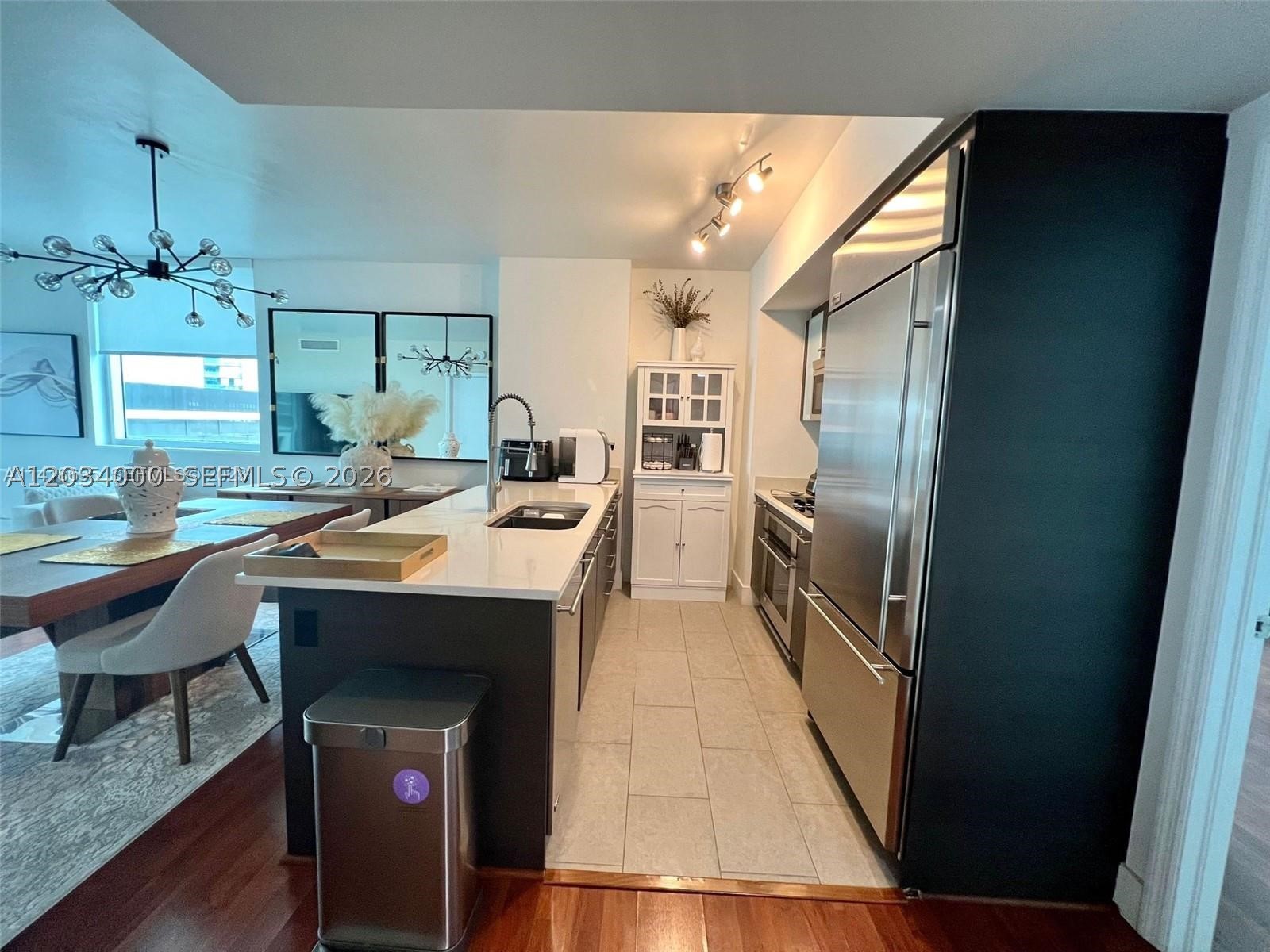 image 500 Brickell East7