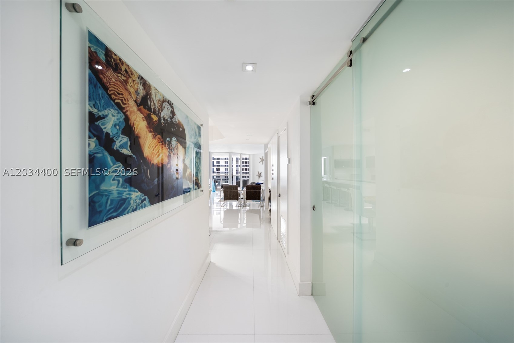 image Blue Diamond23