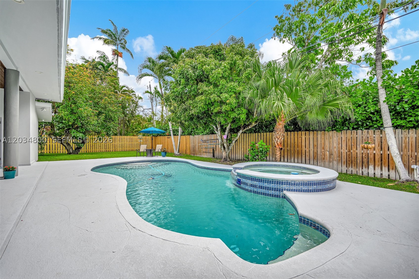 15845 SW 87th Ave Palmetto Bay, FL 33157