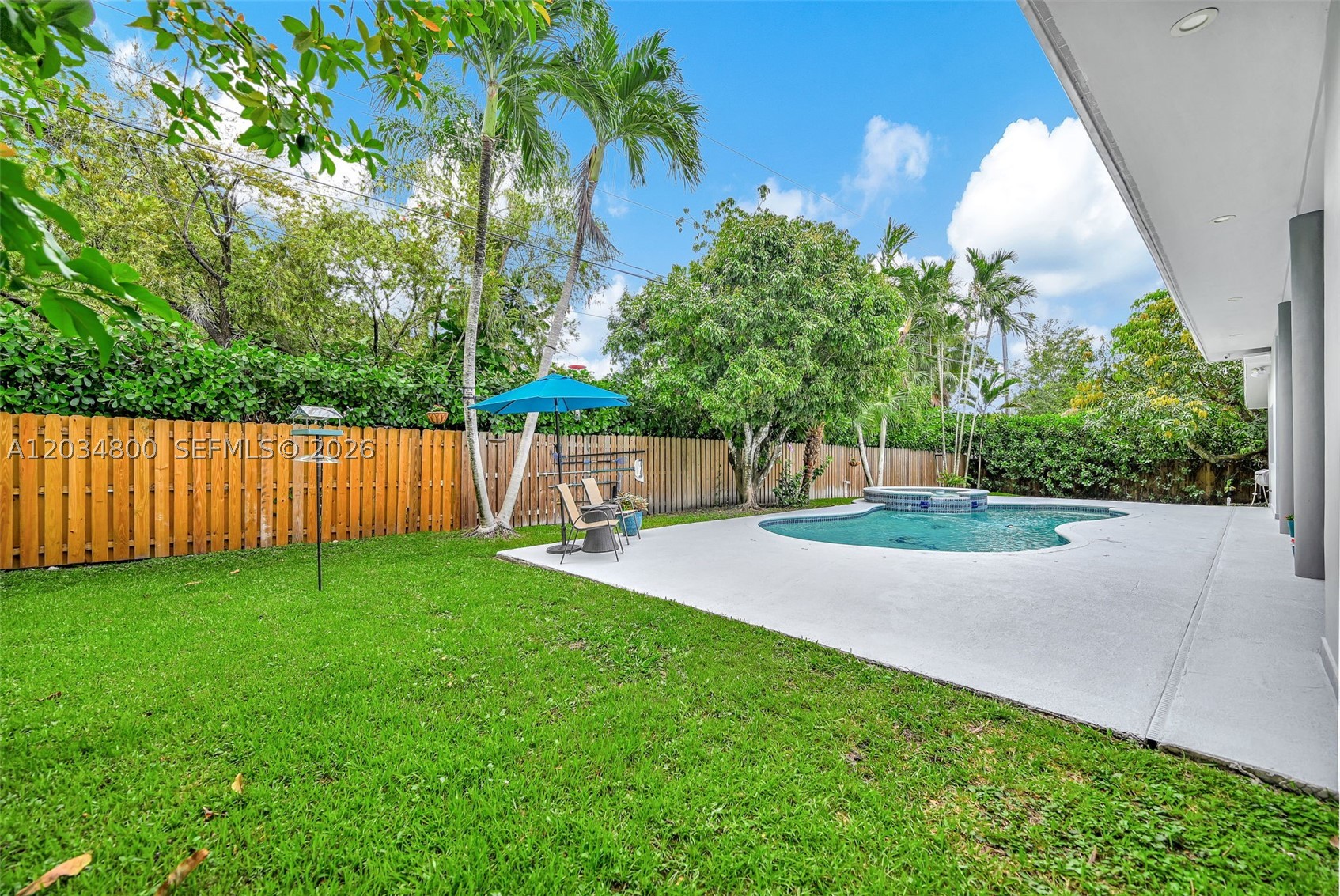15845 SW 87th Ave Palmetto Bay, FL 33157
