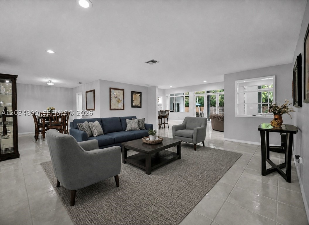 15845 SW 87th Ave Palmetto Bay, FL 33157