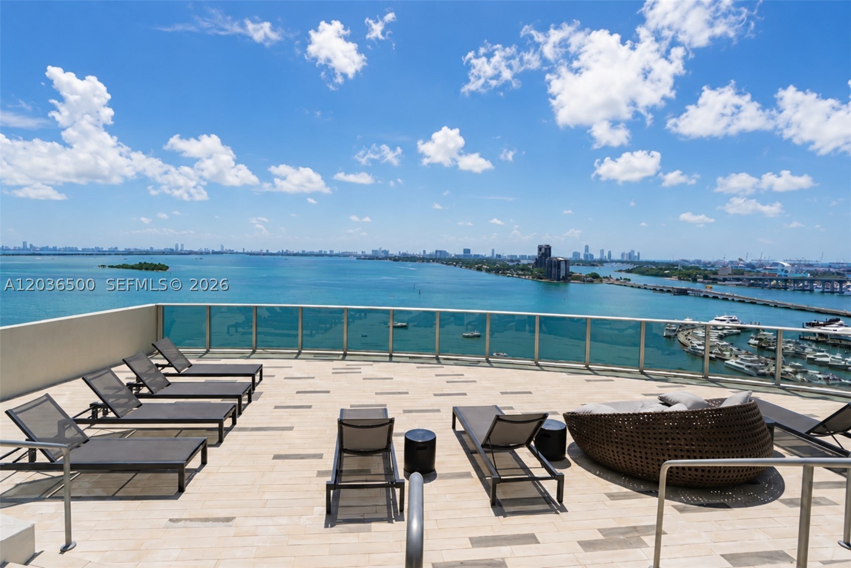 image Aria on the Bay16