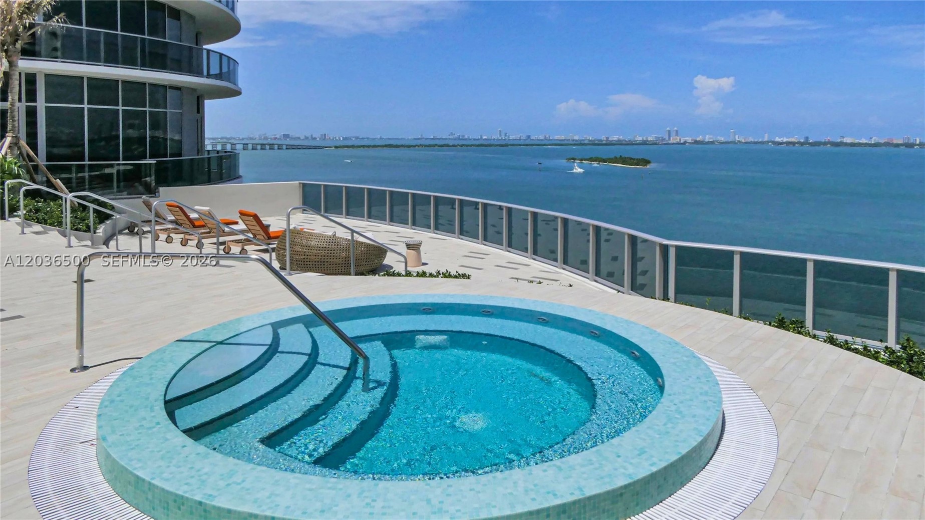 image Aria on the Bay21
