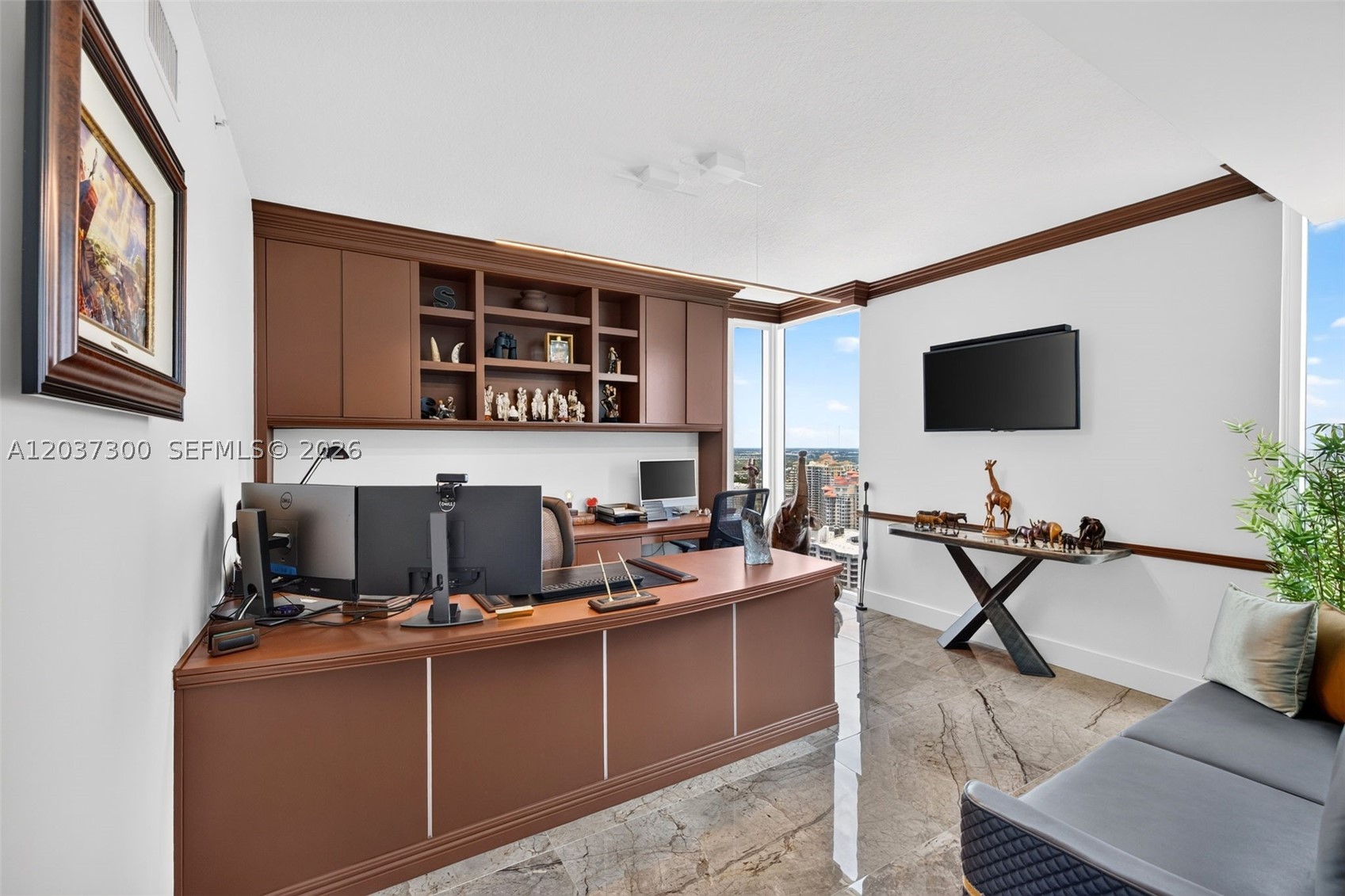3370 Hidden Bay Dr #UPH3715 Aventura, FL 33180