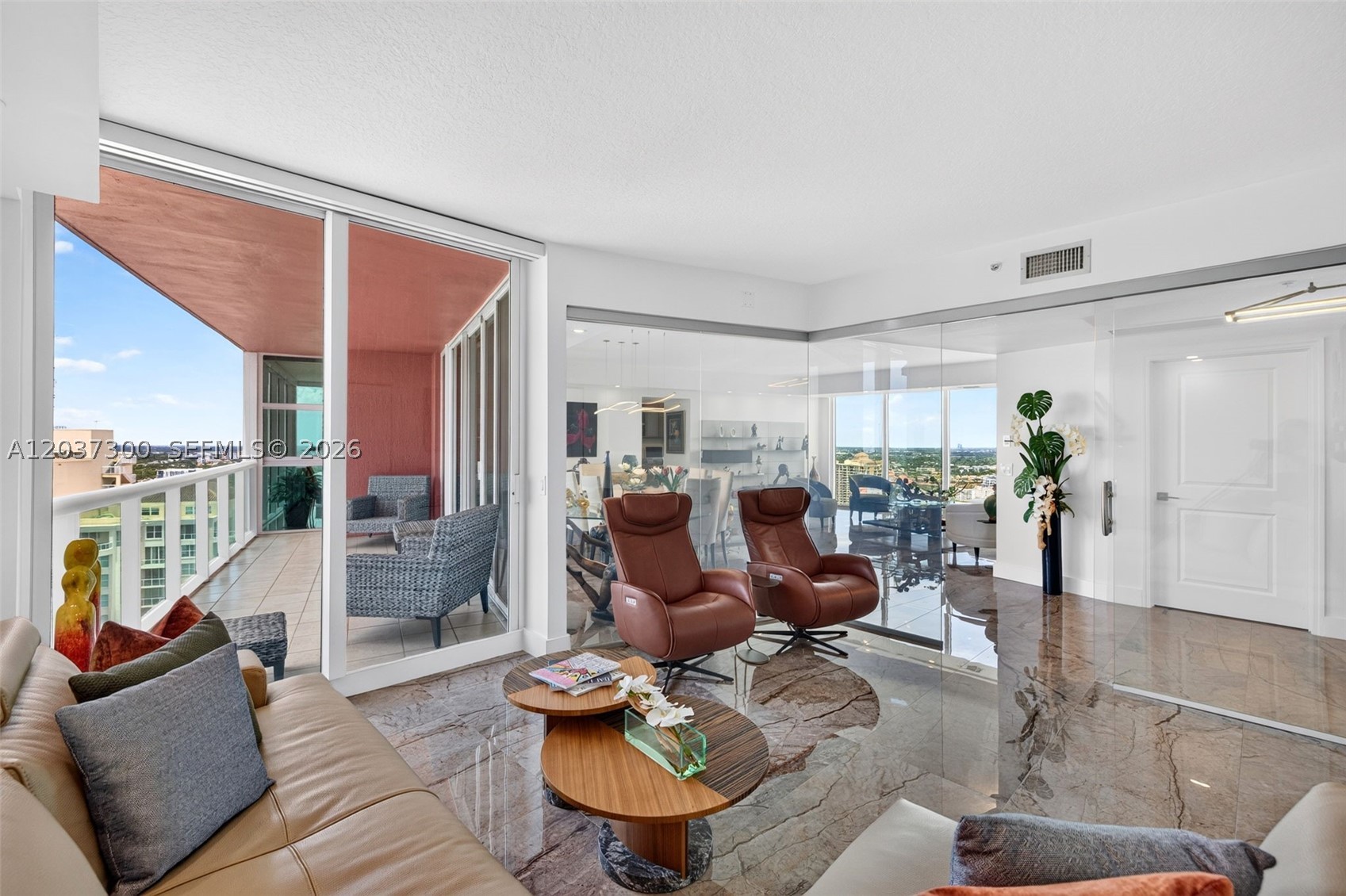 3370 Hidden Bay Dr #UPH3715 Aventura, FL 33180