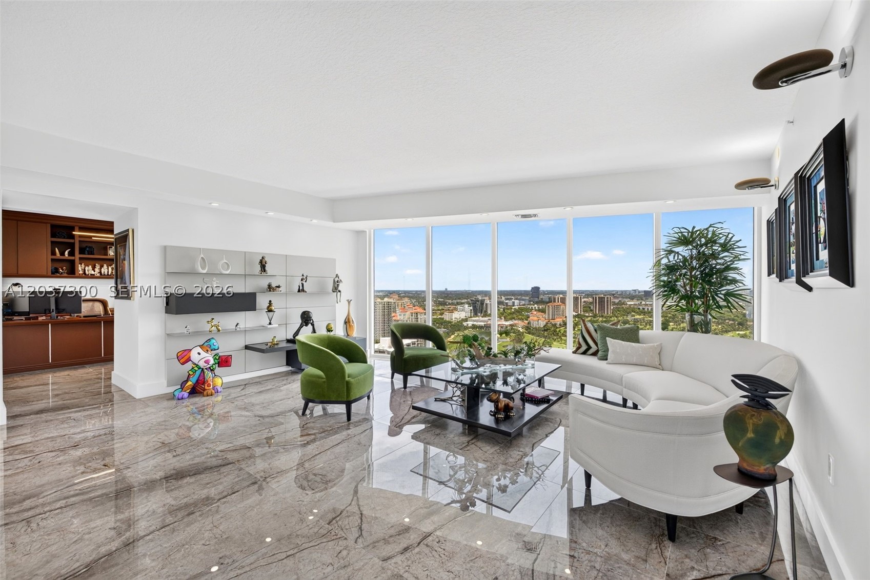 3370 Hidden Bay Dr #UPH3715 Aventura, FL 33180