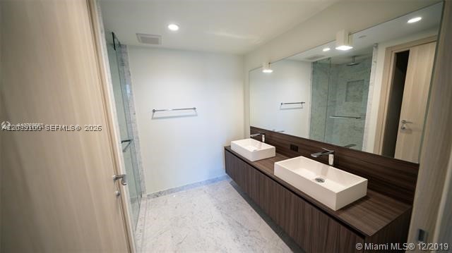 image Brickell Flatiron13