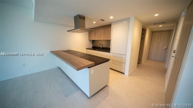 image Brickell Flatiron5