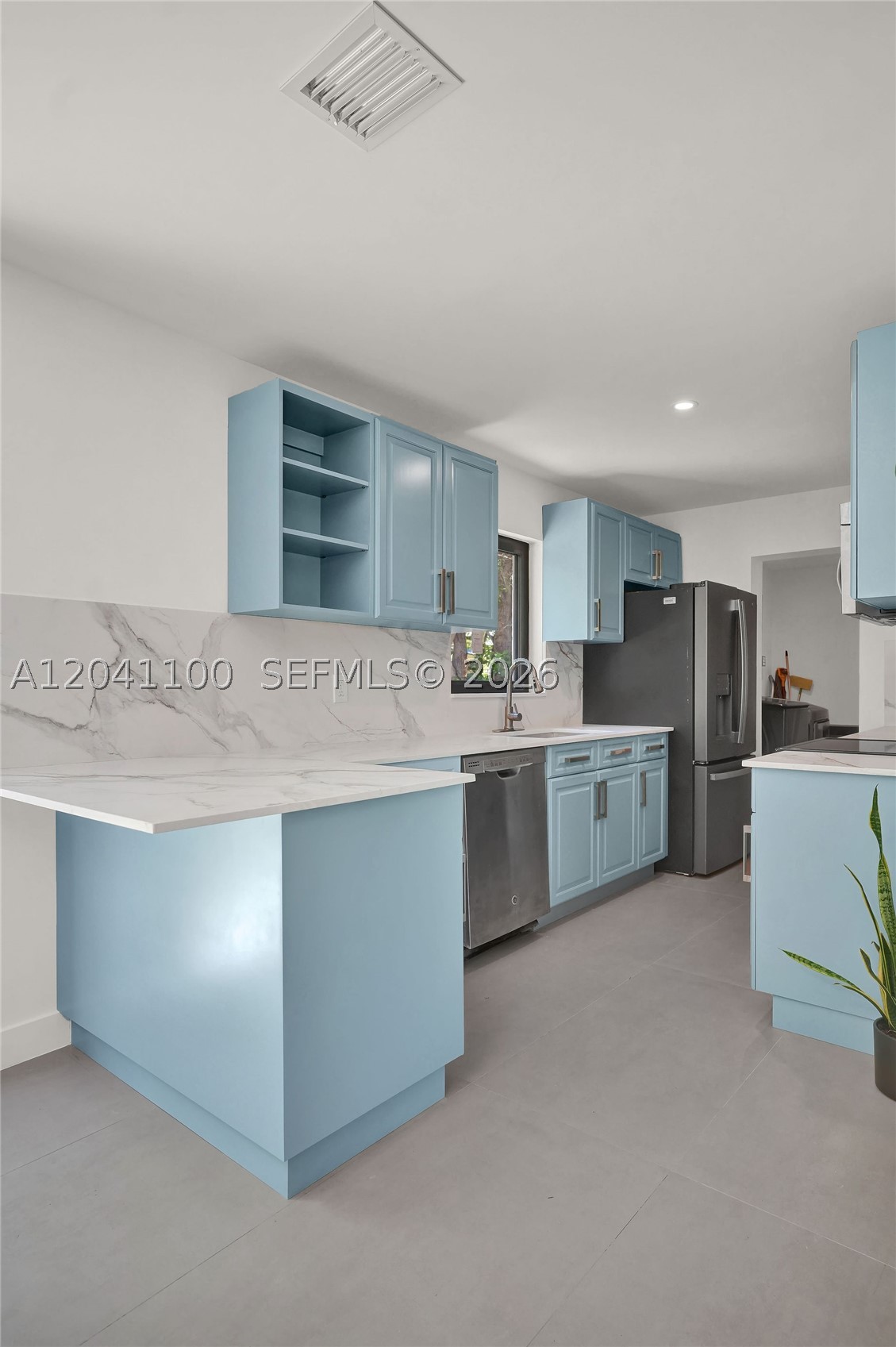 211 Washington Dr Coral Gables, FL 33133