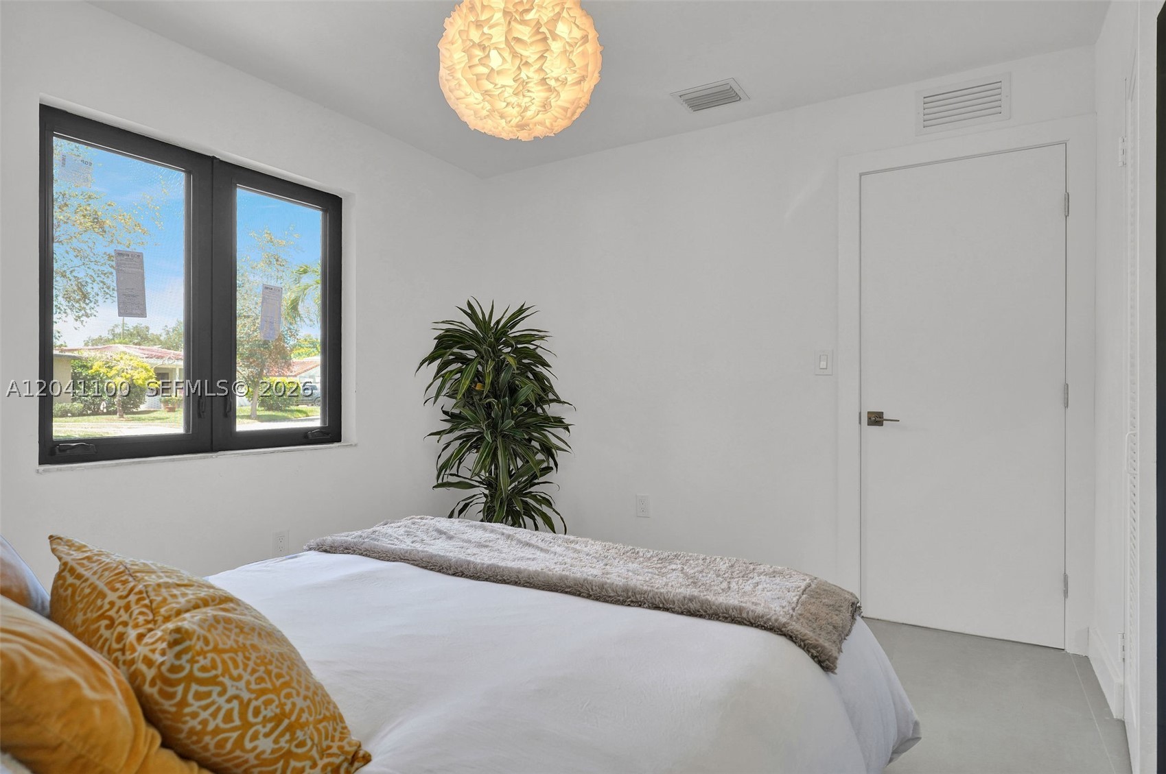 211 Washington Dr Coral Gables, FL 33133