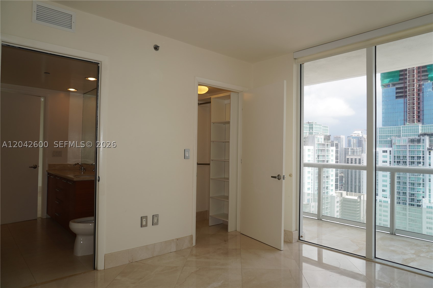 image 50 Biscayne103