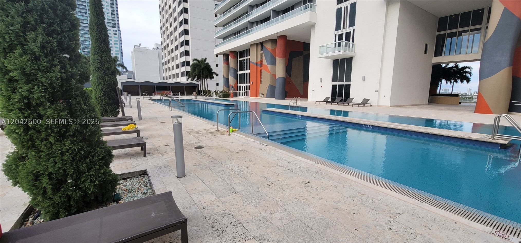 image 50 Biscayne44