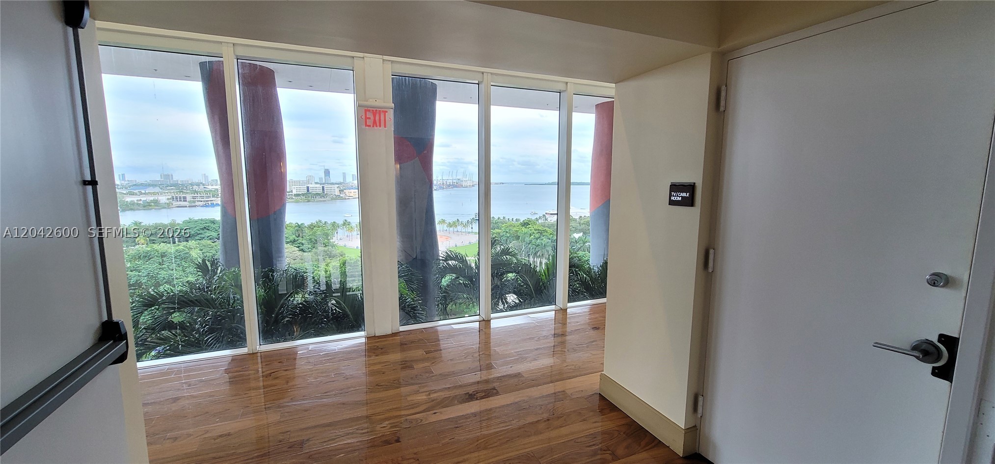 image 50 Biscayne5