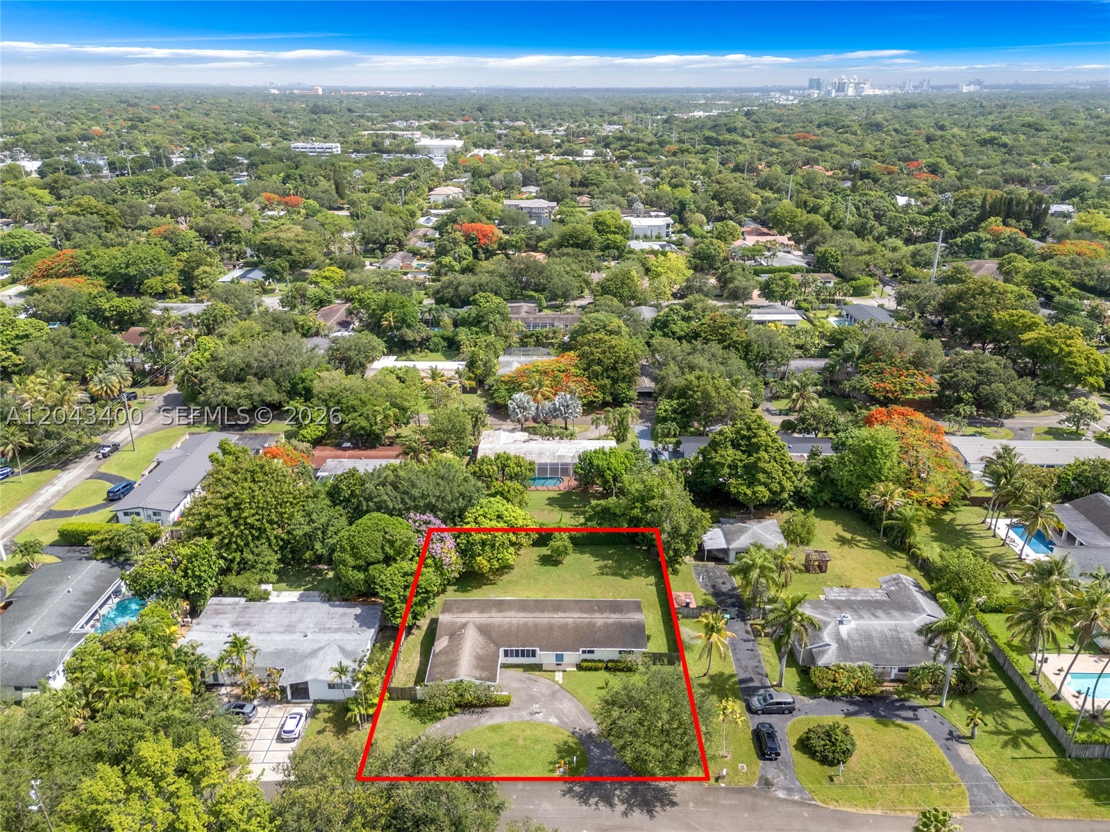 8255 SW 134th St Pinecrest, FL 33156