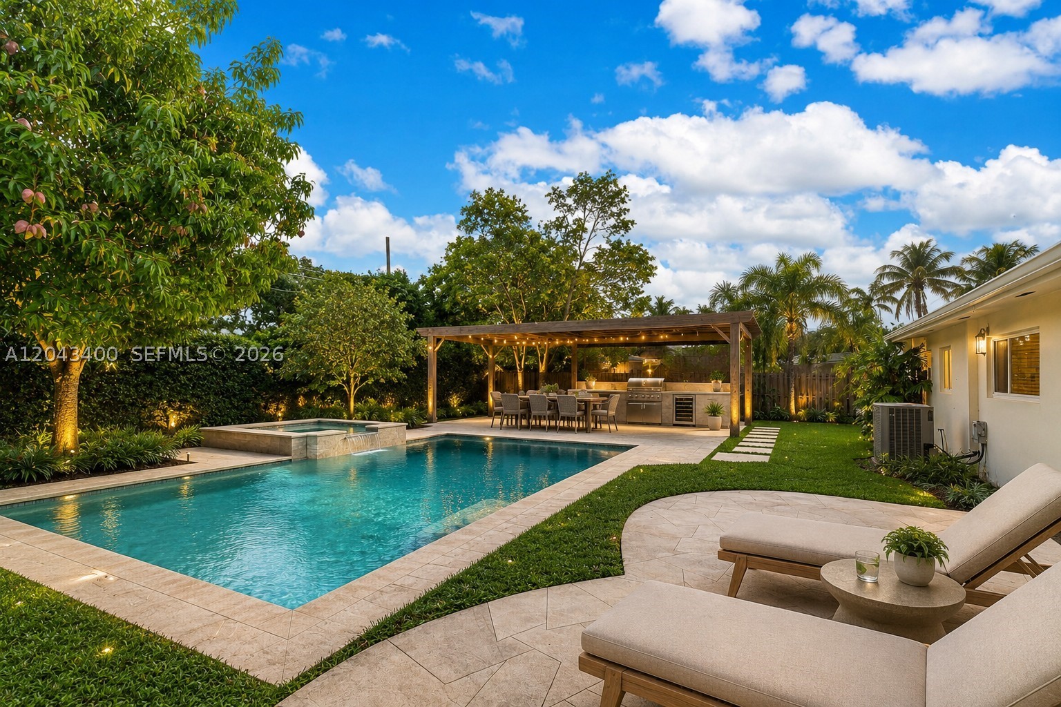 8255 SW 134th St Pinecrest, FL 33156