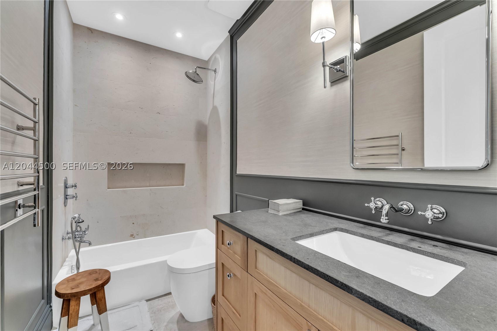 5730 SW 49th St South Miami, FL 33155