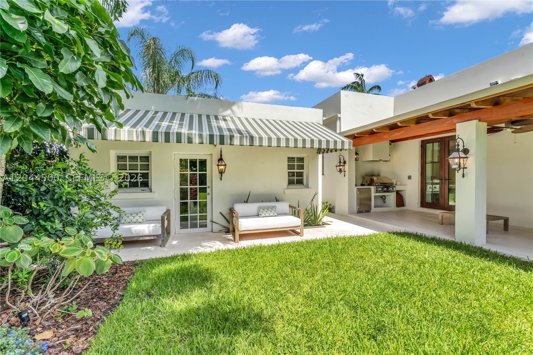 5730 SW 49th St South Miami, FL 33155