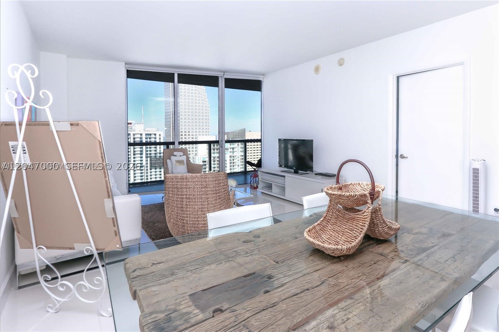 image Icon Brickell I9