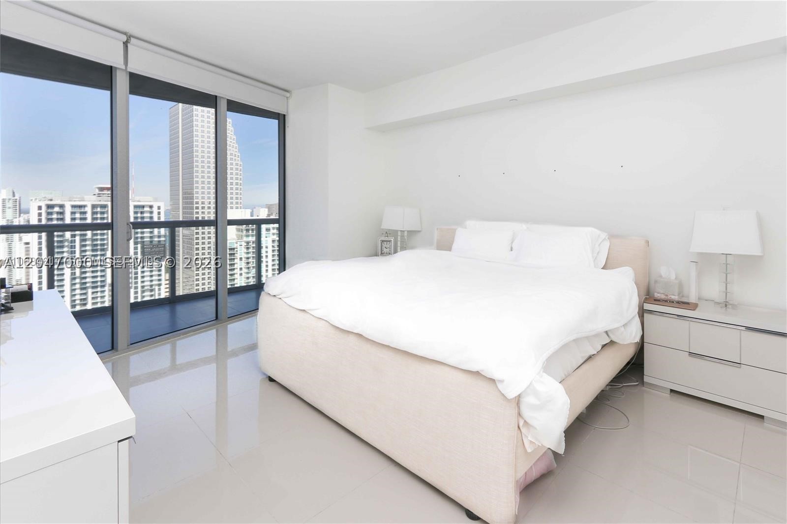 image Icon Brickell I11